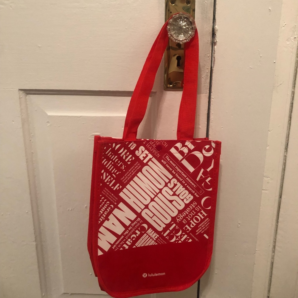 Lululemon’s bag